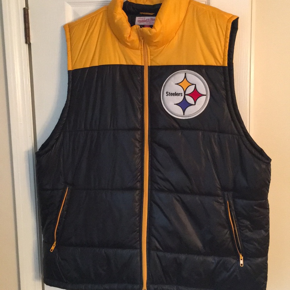 Pittsburgh Steelers puffy lightweight vest